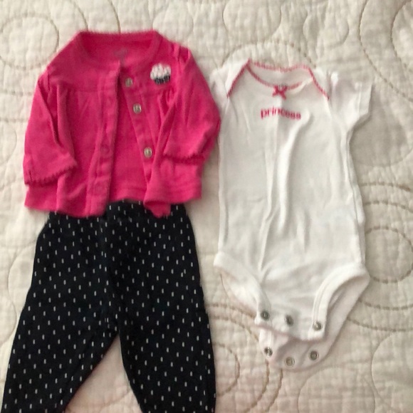 Newborn girls clothes - Picture 2 of 7